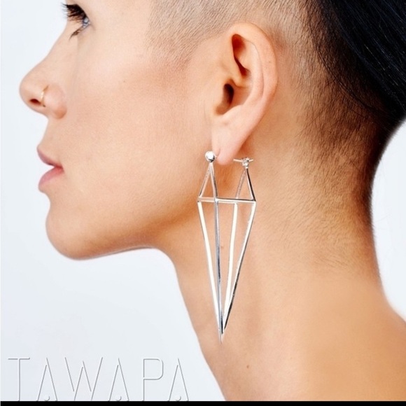 Tawapa Diamond Cube Earrings - Picture 10 of 13